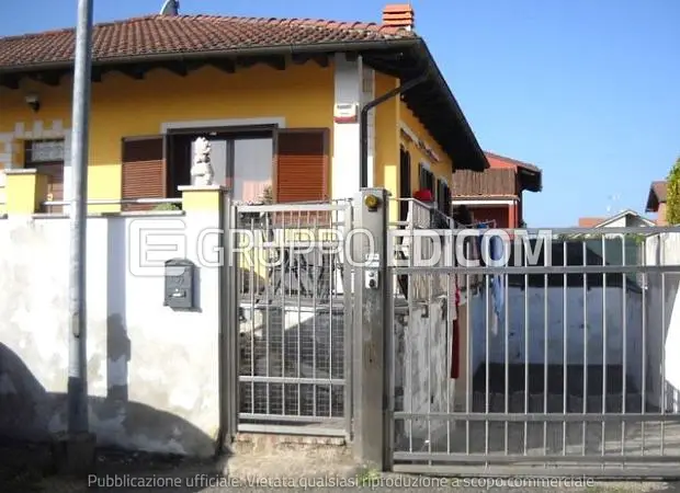 Abitazione di tipo civile in via governa 11 - 1