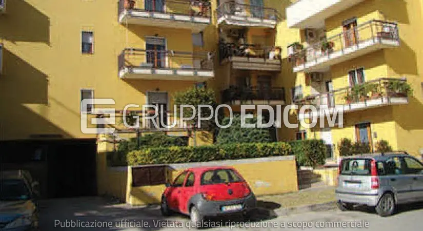 Abitazione di tipo economico in via Corsica, 168 - 1