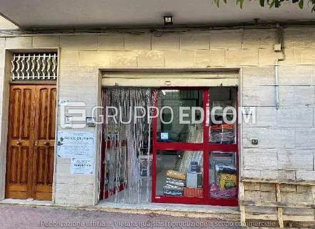 Magazzini e locali di deposito in via Terenzio Mamiani, 63 - 1