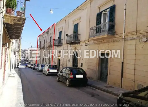 Abitazione di tipo economico in via Umberto, 27-29 - 1