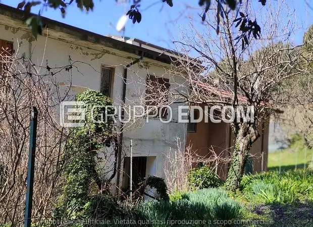 Abitazione di tipo economico in Via Cucco, 22 - 1