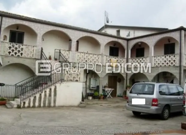 Abitazione di tipo civile in CANCELLO MAGDALONE - 1