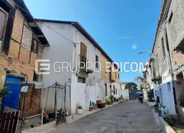 Abitazione di tipo economico in Via Bengasi, 19 - 1