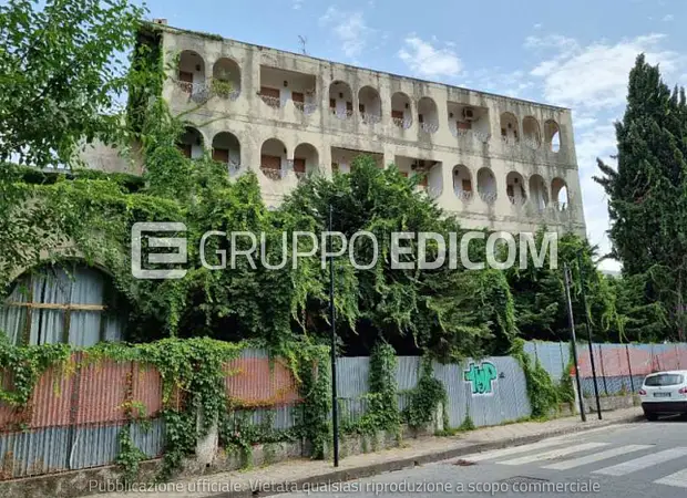 Alberghi e pensioni in via Cavaliere P. Longo - 1