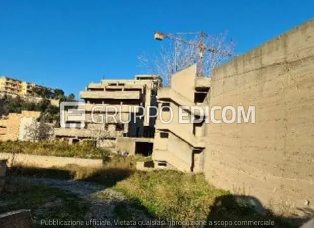 Edifici a destinazione particolare in Via Spirito Santo, Trav. Silvestrini - 1