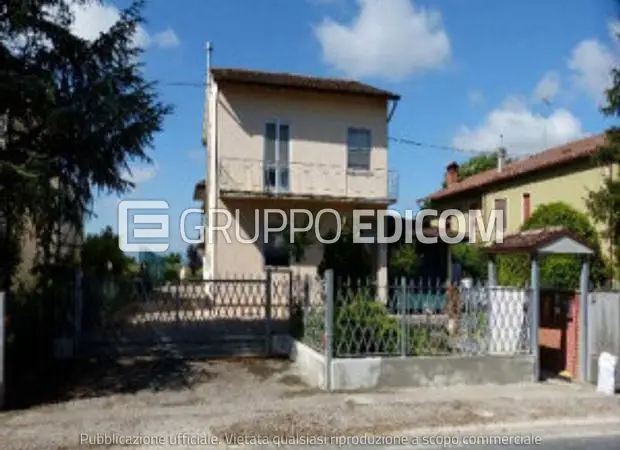 Abitazione di tipo civile in Frazione Villafranca, Via XIII Novembre 1944, n. 79 - 1