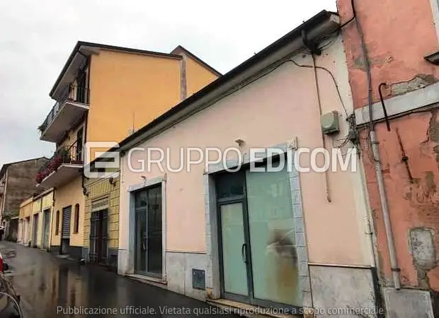 Negozi, botteghe in Via Mura Sud 37 - 1