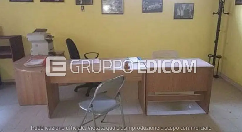 Mobili e arredo per ufficio - 1